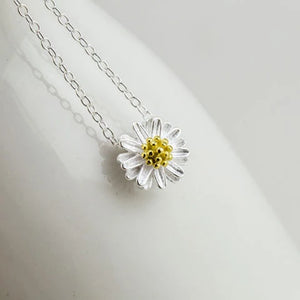 silver daisy necklace (925)