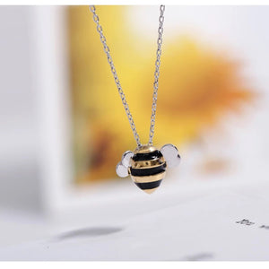 black and gold bee necklace (925)