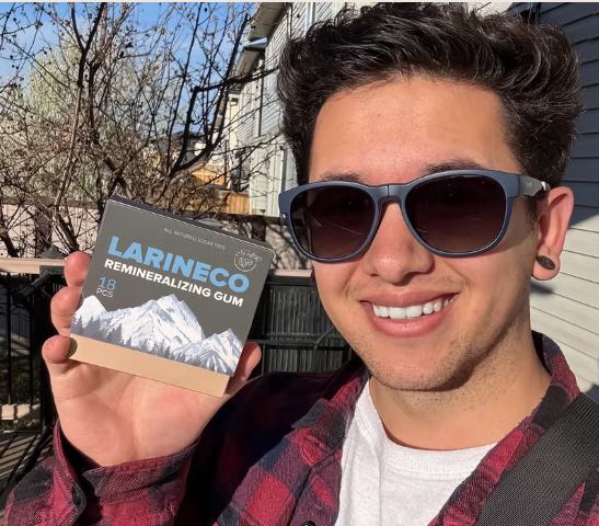 Larineco Chewing Gum Customer